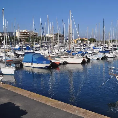 La Nautique * Mandelieu